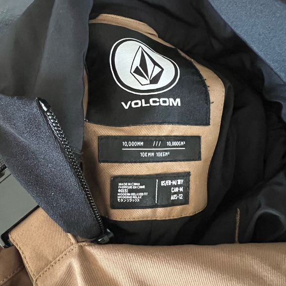 Volcom Barkley Insulated Bib Overalls kids M/10 youth. Excellent condition. - Picture 4 of 4